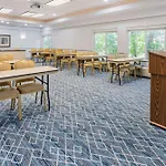 La Quinta Inn & Suites By Wyndham Norfolk
