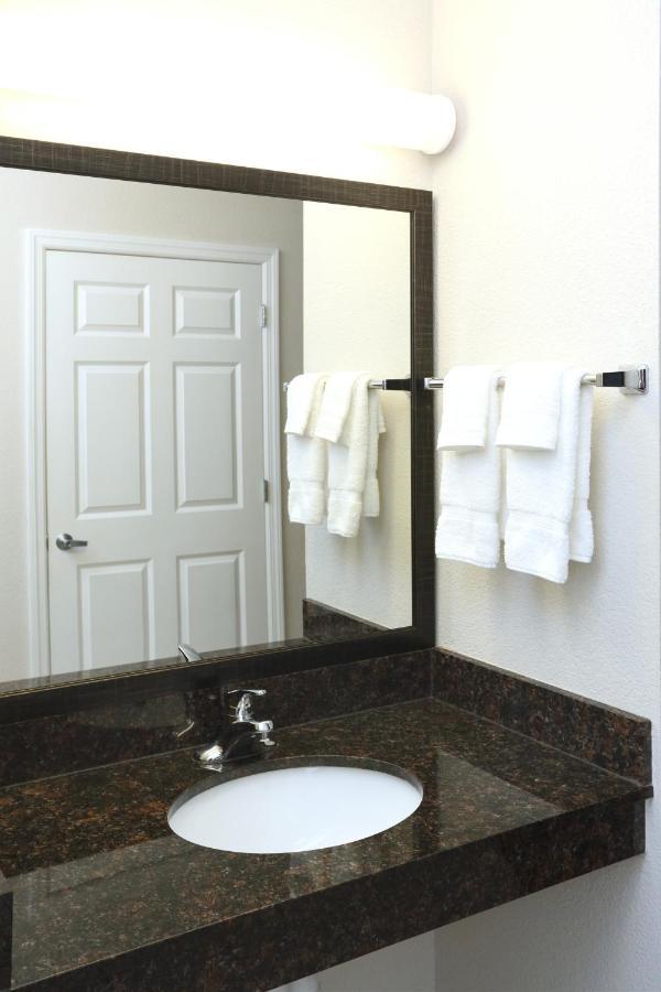 Hotel La Quinta & By Wyndham Norfolk