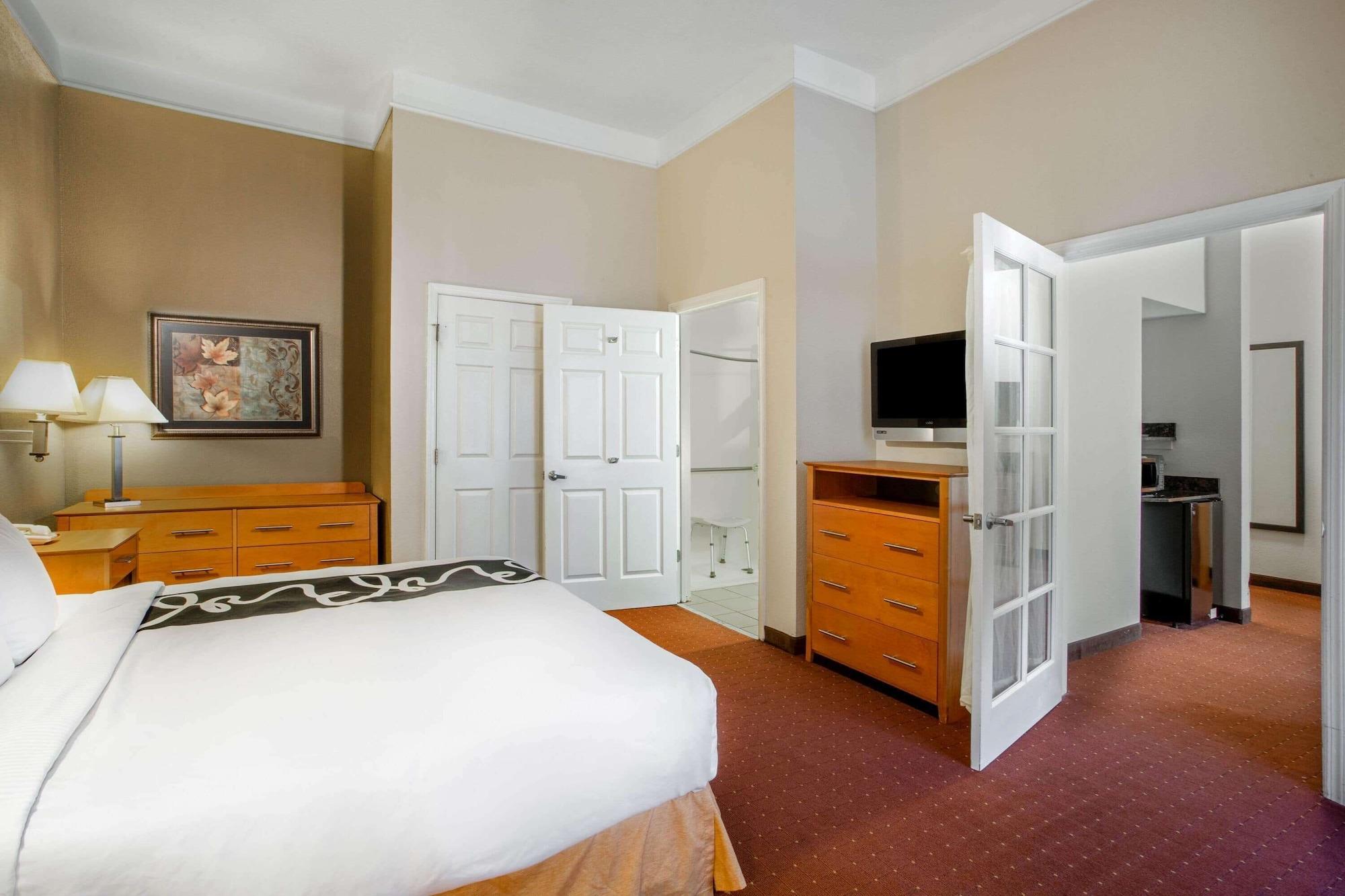 La Quinta & By Wyndham Norfolk